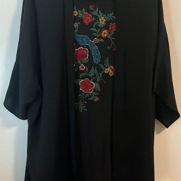 Satin Kimono With Embroidery - Picture 2 of 2
